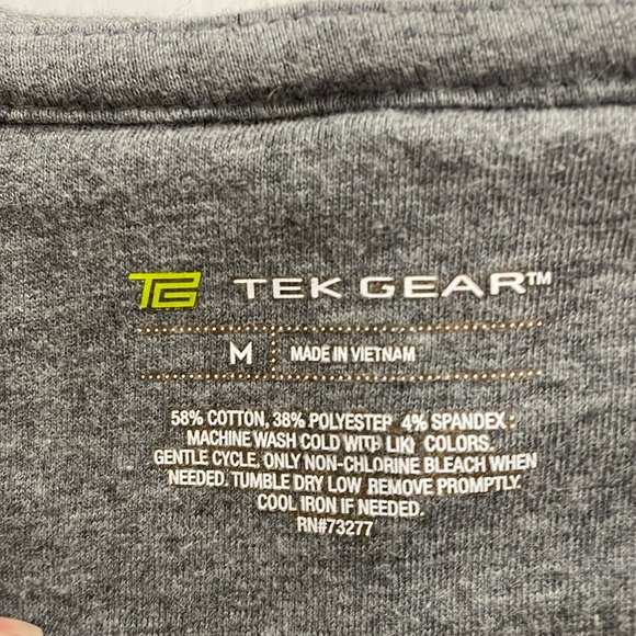 TEK GEAR gray athletic wrap shirt with hoodie..  M - Picture 5 of 5